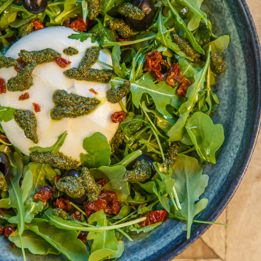 Carta 31 ensalada burrata