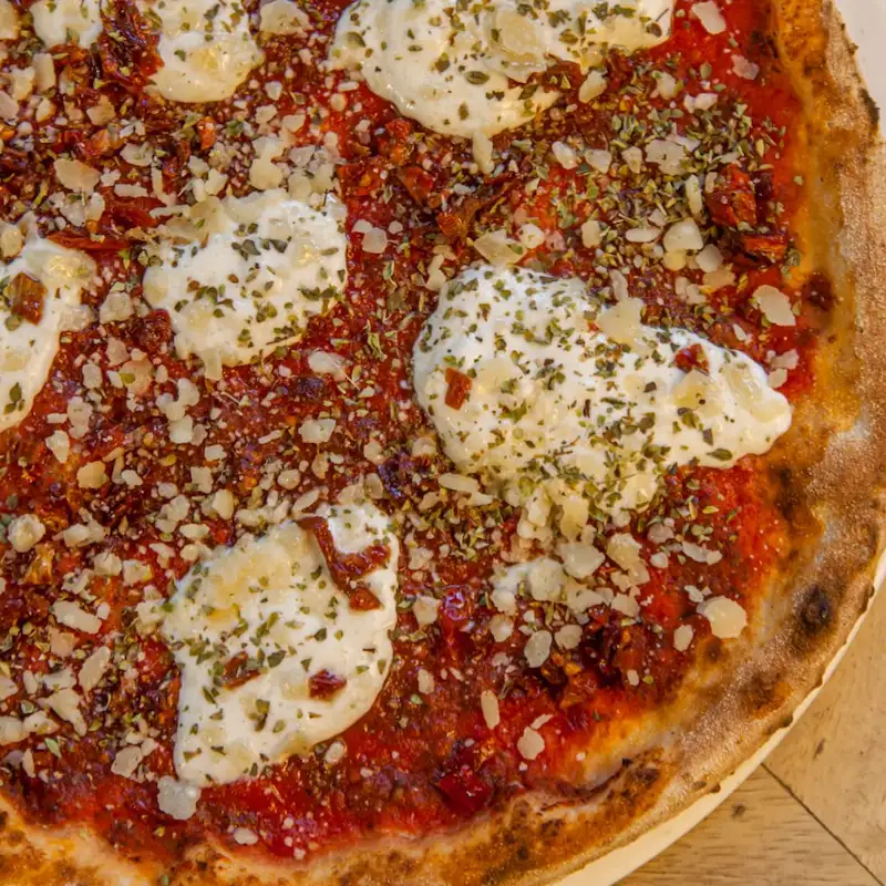 pizza salentina de receta original de leone